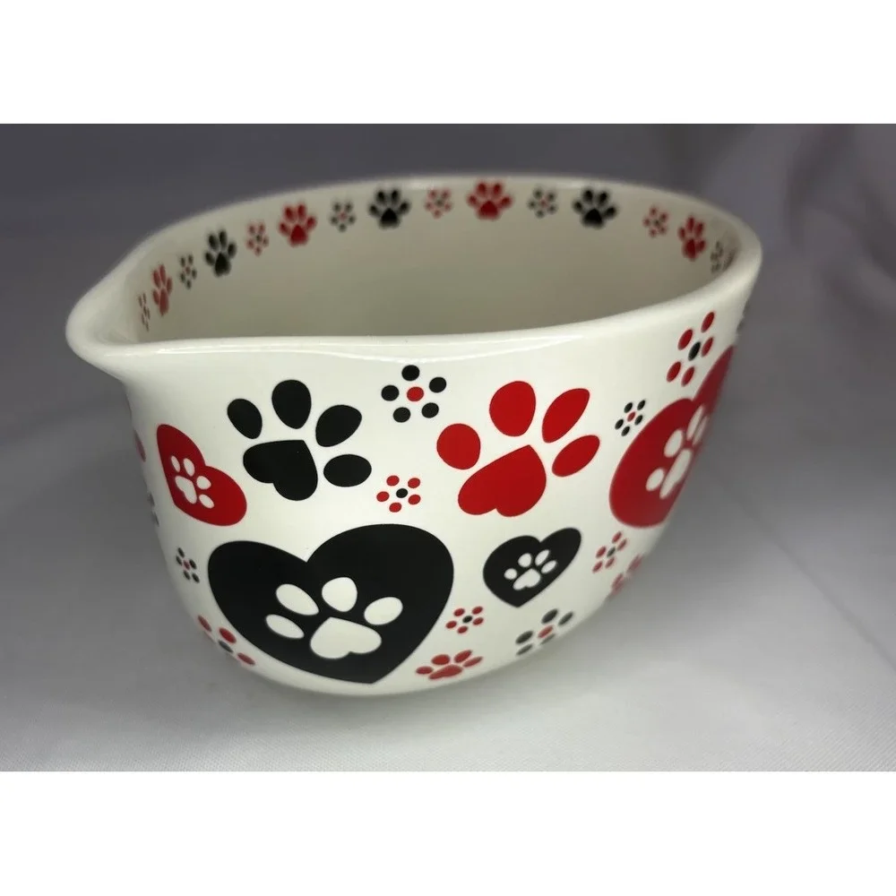 🐾Temptations Pawfetti Creamer/ Gravy Boat spout Dish Dog Cat Paw Prints Hearts